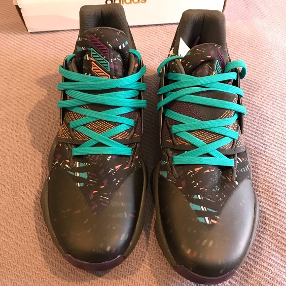 HARDEN VOL. 4 SHOES Never Worn - Picture 2 of 7